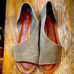 Sole Society Tan Sandals with Perforated Design